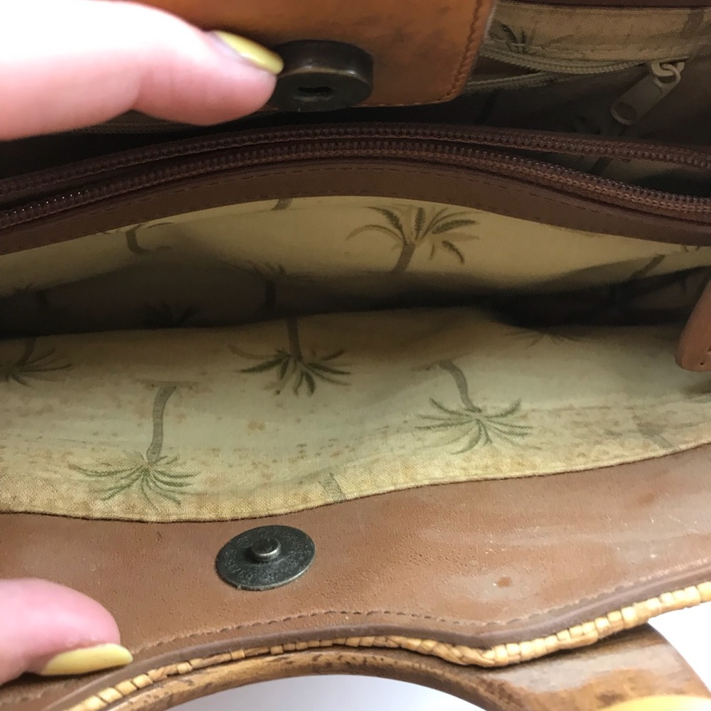 Fossil Straw Woven Crossbody Purse Wood Handle - Picture 4 of 8